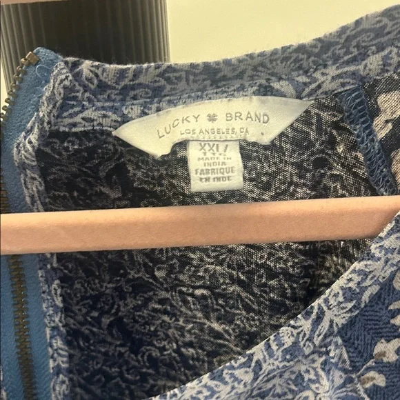 Lucky Brand Blue Floral Lace Blouse - Picture 2 of 6